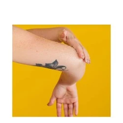 Consonant Skin Perfecting Body Scrub 4 Consonant Skin Perfecting Body Scrub - Image 4